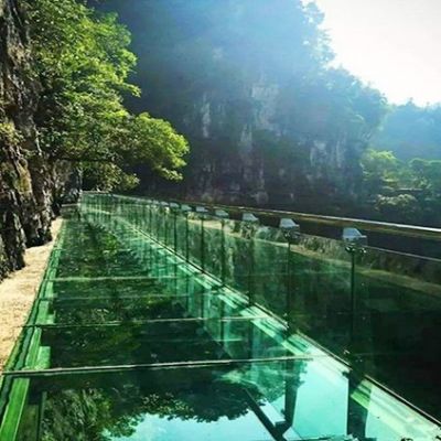 高空玻璃吊桥