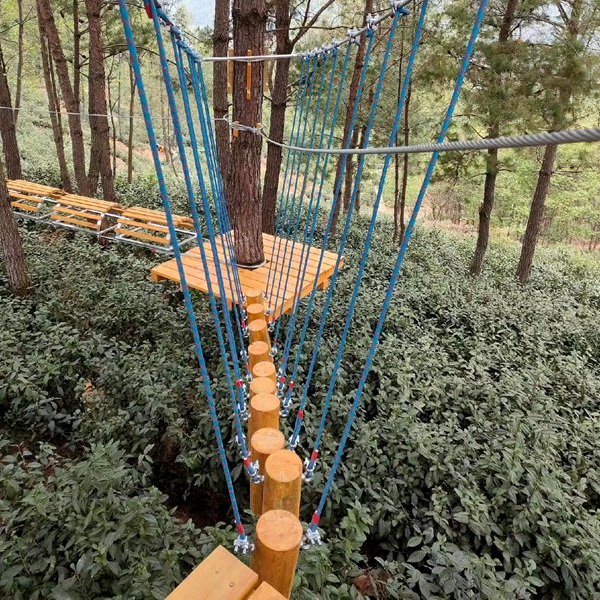 丛林穿越